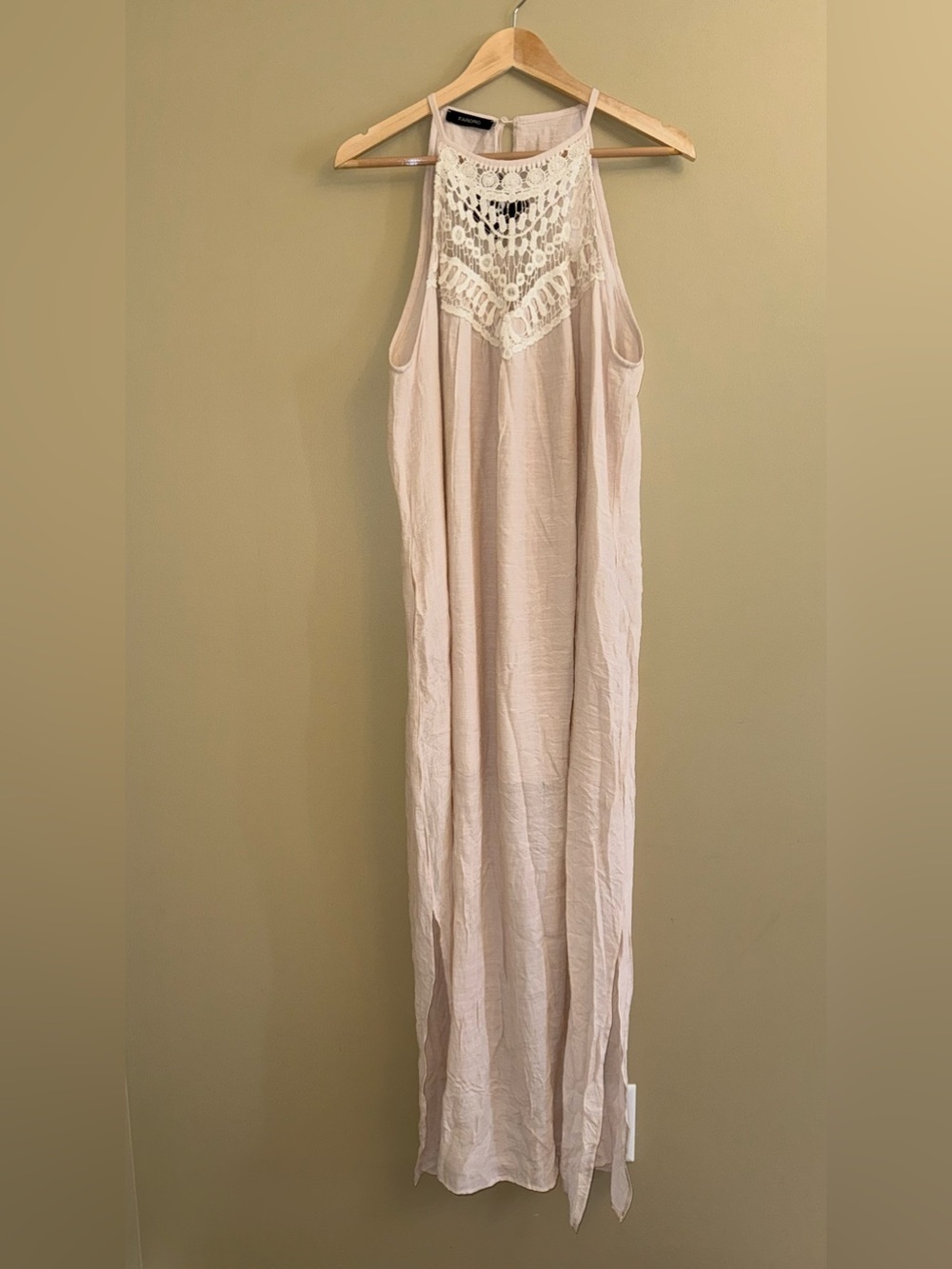 NWT Sleeveless Tan Crochet Halter Maxi Dress Sz XL Flowy Beachy Resort Elegant